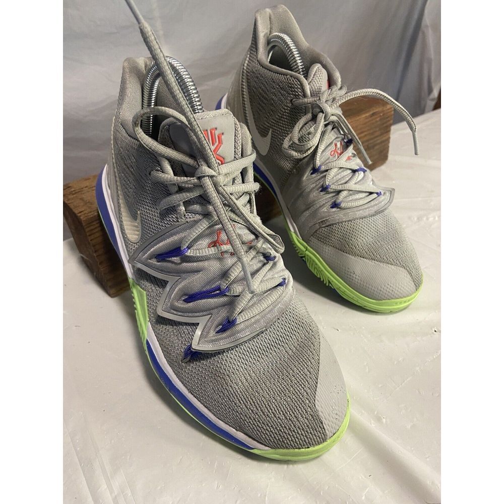 Kid's Kyrie 5V PS Wolf Gray Lime Blast -Size‎ 6Y- Excellent Condition